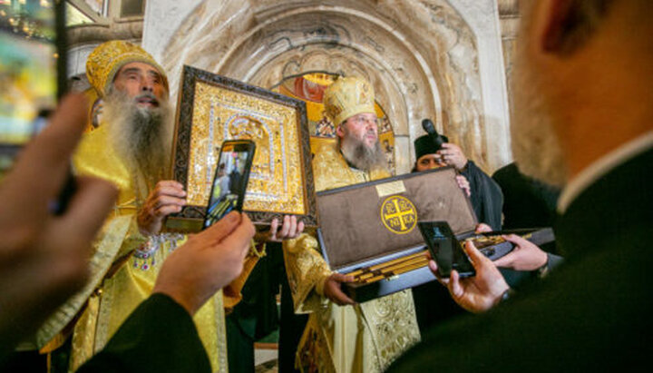 The delegation of the UOC took part in the enthronement of Metropolitan Joanikije. Photo: news.church.ua