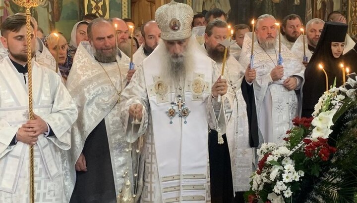 Отпевание митрополита Ровенского и Острожского Варфоломея. Фото: news.church.ua