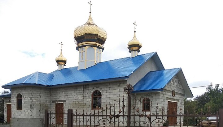 Строящийся храм УПЦ в селе Боянчук Заставновского благочиния. Фото: страница Черновицко-Буковинской епархии в Facebook.