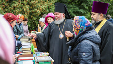 В Сети рассказали об акции помощи гонимым общинам УПЦ в Киевской лавре