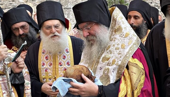 Обретение останков Иосифа Ватопедского на Афоне. Фото: orthodoxianewsagency.gr