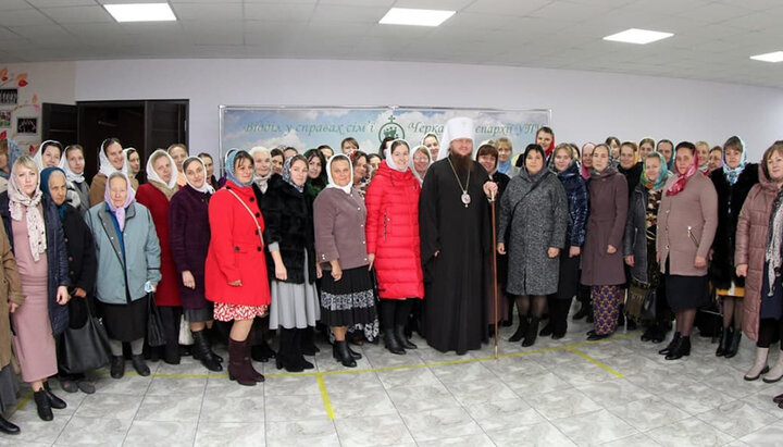 Учасники Форуму дружин священиків Черкаської єпархії. Фото: cherkasy.church.ua