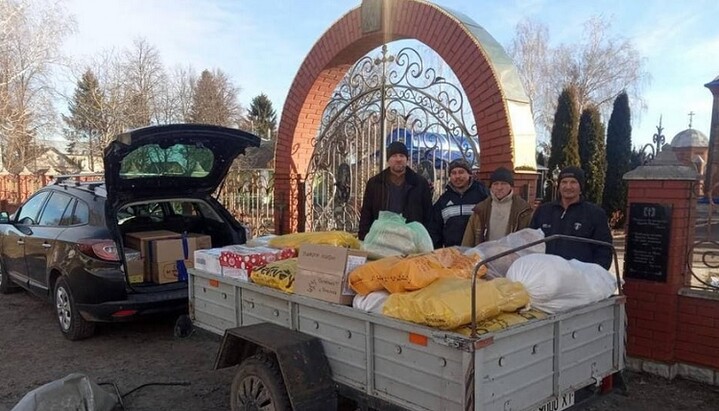 Рівненська єпархія УПЦ продовжує допомагати воїнам і вимушеним переселенцям