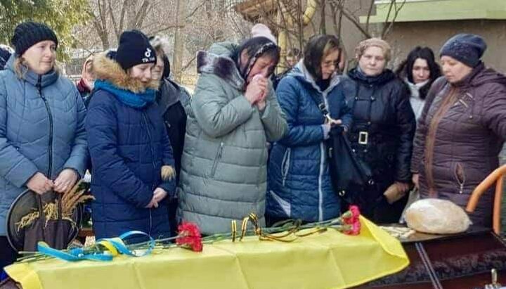 У Володимир-Волинській єпархії попрощалися із загиблим воїном