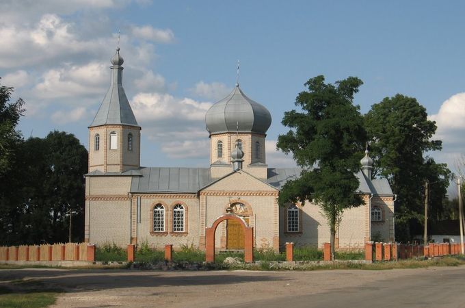 В Иванополе Житомирской области священник Киевского Патриархата пытался спровоцировать захват храма УПЦ