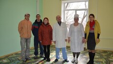 Волонтери Новокаховської єпархії УПЦ відремонтували палату для сиріт в Каховській райлікарні