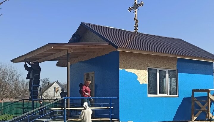 У селі Заворичі віряни відновлюють Свято-Георгіївський храм. Фото: Facebook-сторінка протоієрея Петра Котюка