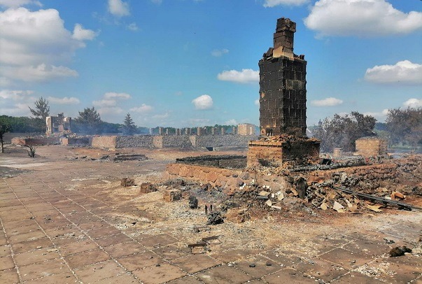 У Мережі з'явилося фото згорілого Всіхсвятського скиту Святогірської лаври