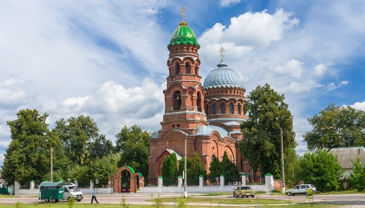 В Сумській єпархії придбали обладнання для ЗСУ