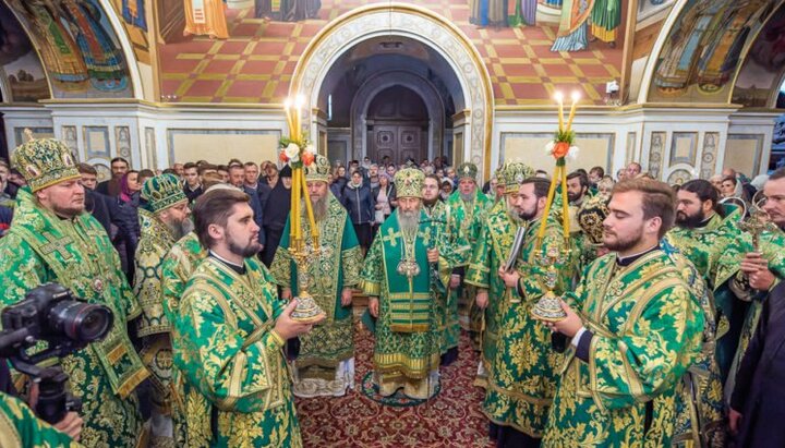 Предстоятель очолив літургію у день Собору отців Дальніх печер у Лаврі