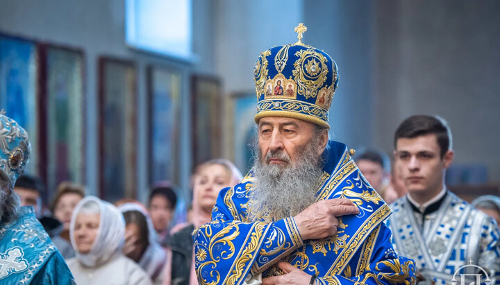 Блаженнейший Митрополит Онуфрий за Божественной литургией в Святошине. Фото: news.church.ua