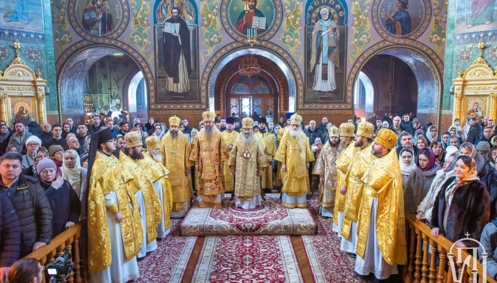 Святкове богослужіння у Миколаївському соборі Покровського монастиря. Фото: news.church.ua