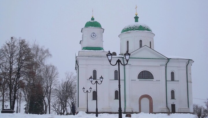 Успенский собор УПЦ в Каневе. Фото: kanivchanka.net.ua