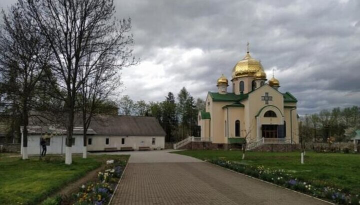 The Cathedral of the Nativity of Christ of the UOC in Ivano-Frankivsk. Photo: pravlife.org