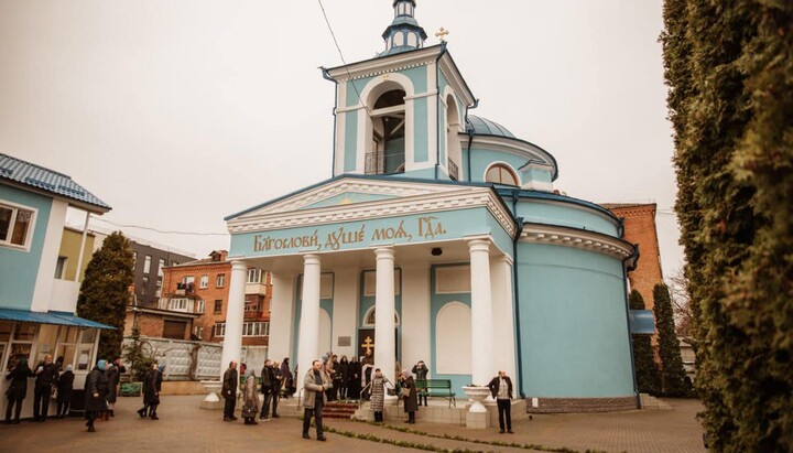 Храм УПЦ в честь Рождества Пресвятой Богородицы (г. Хмельницкий). Фото: страница Хмельницкой епархии в Facebook