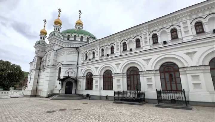 Зачинений Трапезний храм Києво-Печерської лаври. Фото: скріншот відео Інформаційно-просвітницького відділу УПЦ