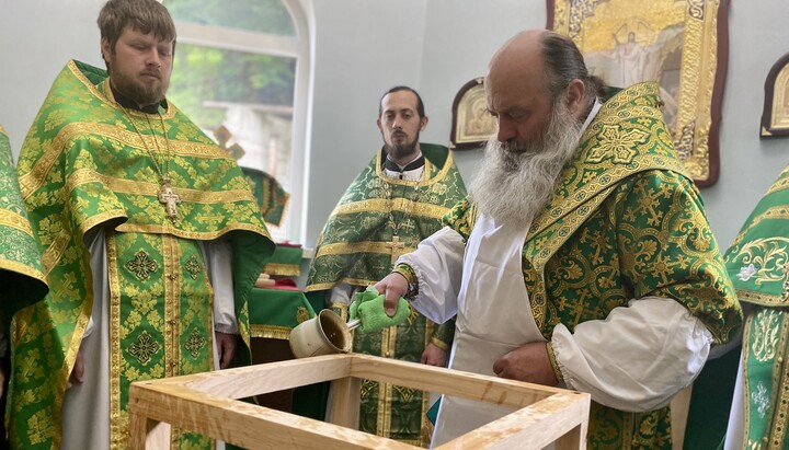 В пригороде Хуста освятили храм УПЦ. Фото: orthodoxkhust.org.ua