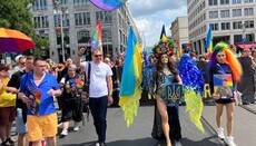 Ambassador to Germany leads Ukrainian delegation at Berlin LGBT parade