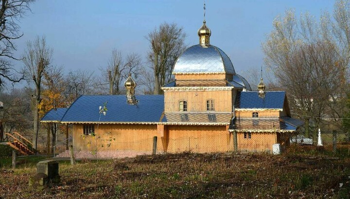 Храм Різдва Пресвятої Богородиці у Відневі. Фото: mewikisv.com