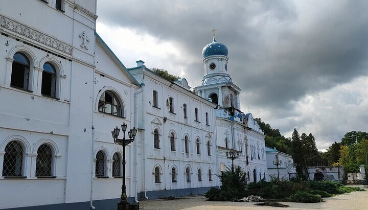 Свято-Успенская Святогорская лавра сейчас. Фото: пресс-служба Черновицкой епархии УПЦ