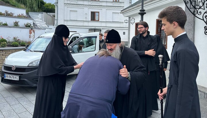 Митрополит Павел у Лаврі. Фото: СПЖ