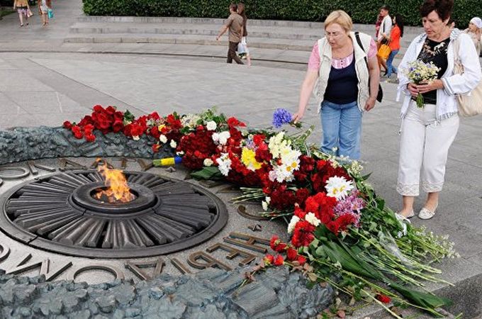 В Киеве совершат панихиду по усопшим воинам во Второй мировой войне (АНОНС)