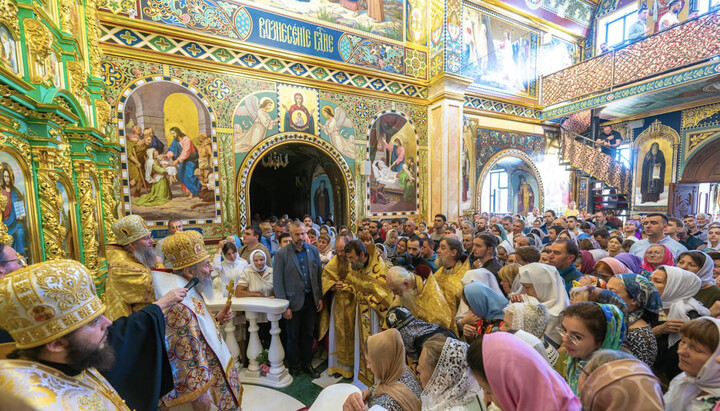 Литургия в Киево-Печерской лавре. Фото: news.church.ua