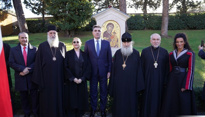 Відкриття стели Богородиці у Ватикані. Фото: сайт Грузинської Церкви