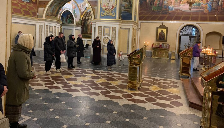 «Служба» ПЦУ в Успенському соборі Києво-Печерської лаври. Фото: spzh.media