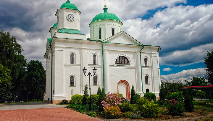 Успенський собор УПЦ у Каневі. Фото: md-ukraine.com