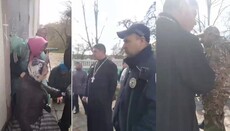 Віруючі жінки не дозволили ПЦУ захопити свій храм у селі Западниці