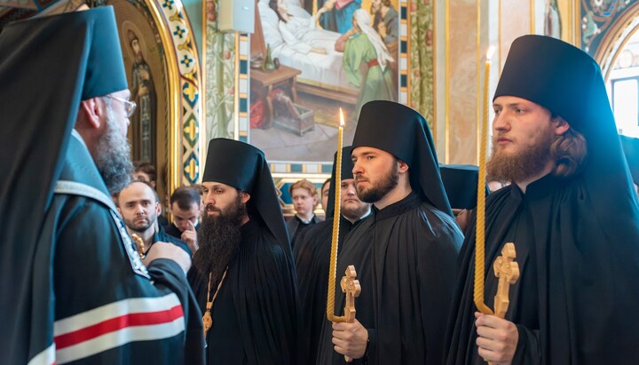 Монашеский постриг в Киевских духовных школах. Фото: КДАиС