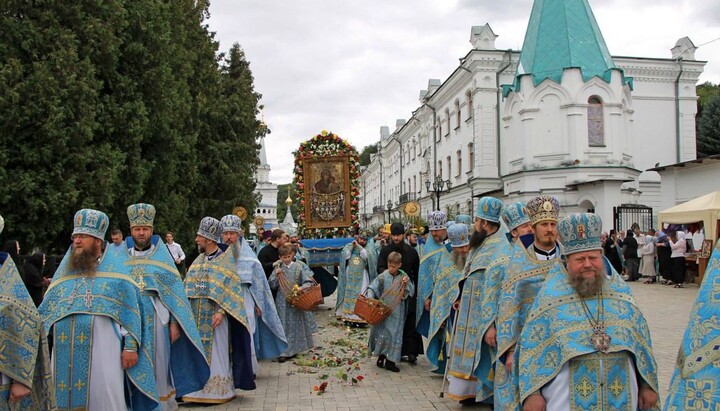 Хресний хід зі Святогірською чудотворною іконою Богородиці. 30 липня 2024 р. Фото: Покровське вікаріатство