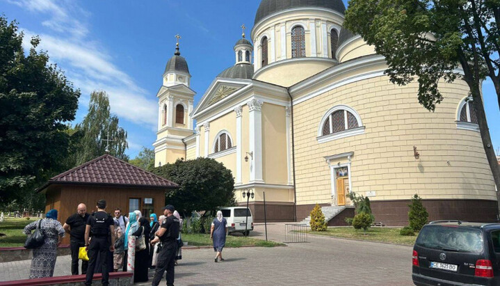 Свято-Духівський кафедральний собор УПЦ у Чернівцях. Фото: Хороші Чернівці