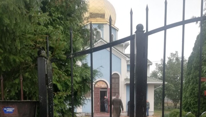 Храм Рождества Пресвятой Богородицы УПЦ в селе Новоселки Киевской области. Фото: t.me/dozor_kozak1