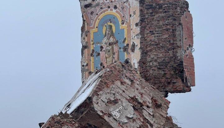 Зруйнований храм УПЦ у Мар'їнці. Фото% телеграм-канал Дениса Казанського