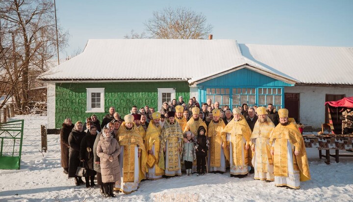 Парафія на честь Покрови Божої Матері в селі Печеське. Фото: Хмельницька єпархія