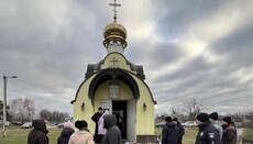 У селі Пасічна представники ПЦУ зрізали замки та захопили храм УПЦ