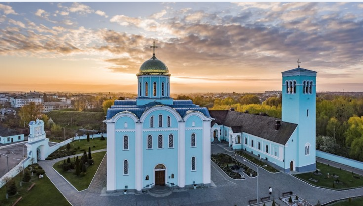 Свято-Успенский собор во Владимире. Фото: Anga Travel