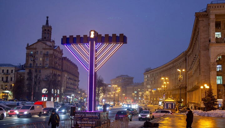 Menorah on Maidan. Photo: Focus