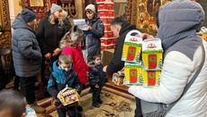 500 children in Kyiv receive Christmas gifts from UOC's Social Department