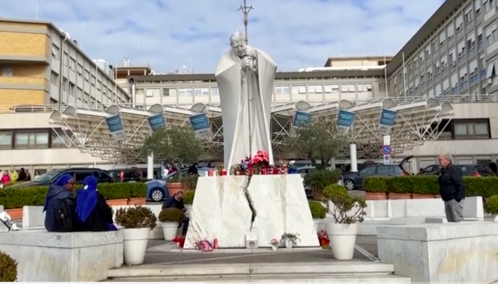 Gemelli Hospital in Rome. Photo: apnews.com