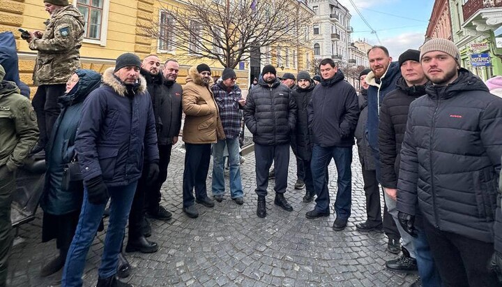 Members of Poroshenko’s party announced that they had been parishioners of the ‘ROC’ until recently. Photo: Facebook page of ‘European Solidarity’