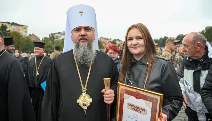 Черный регистратор из Львова оказалась номинантом грамоты Думенко. Фото: сайт ПЦУ