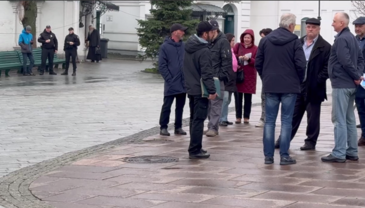 The commission of the Ministry of Culture arrived at the Kyiv-Pechersk Lavra on March 25, 2025. Photo: Screenshot of the monastery's video