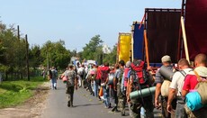 Організатори Всеукраїнського Хресного Ходу розповіли, що потрібно учасникам взяти з собою