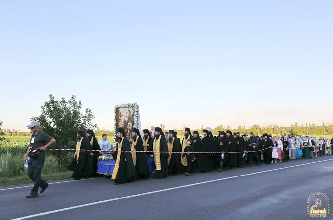 Donetsk region had the first day of Cross Procession-2016