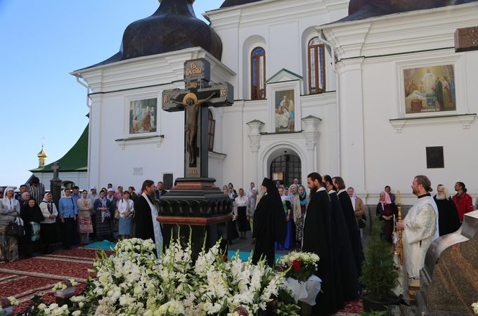 В Київській Лаврі вчинили заупокійні богослужіння в пам'ять дворіччя кончини Митрополита Володимира (Сабодана) (ФОТО)