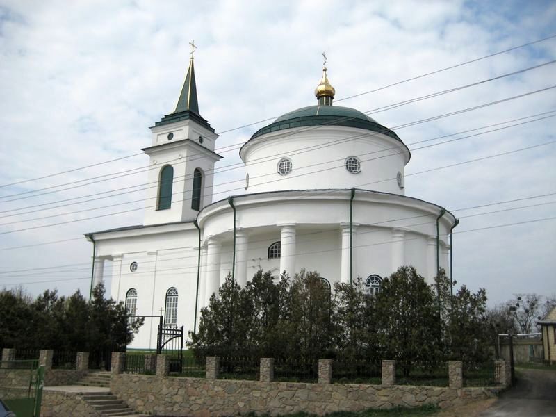 Церковь во имя святой Троицы в городе Богуслав (1861) фото 1