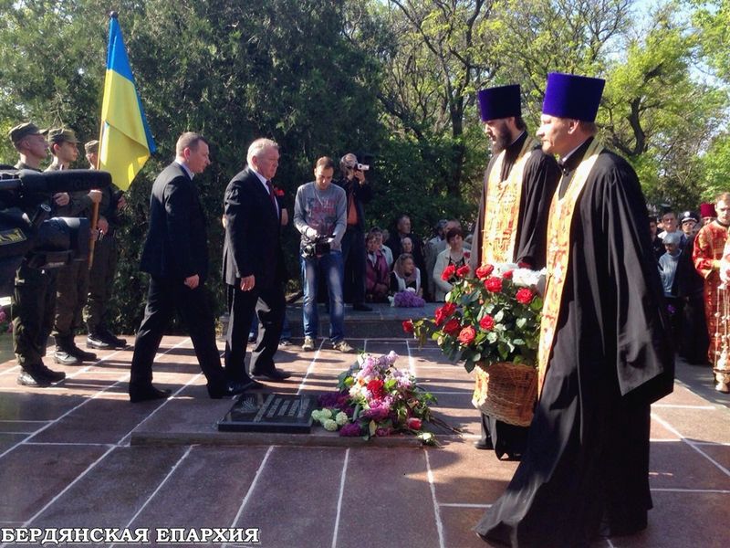 Єпархії УПЦ взяли участь у святкуванні Дня Перемоги фото 2